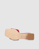 Unique 379 - Red