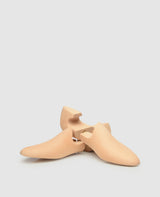 Shoe trees for women