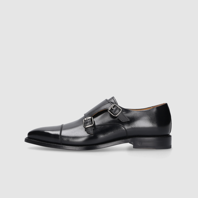 Text: Men's business shoes