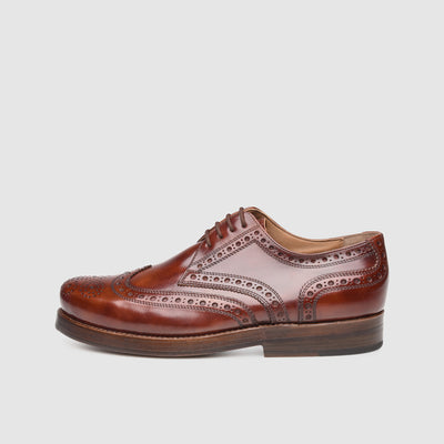 Brogues men's shoes with perforated decoration
