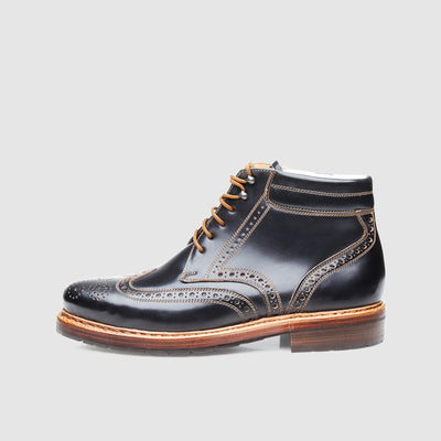 Sheepskin winter boots for men