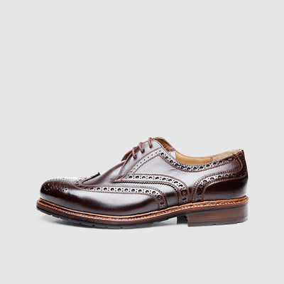 Wide shoes for men