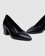 Adrianna - Black