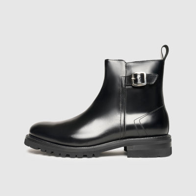 Men's boots with buckles