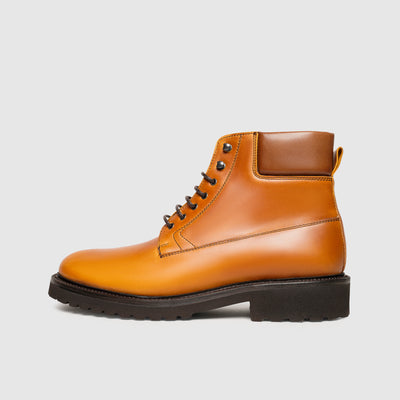 Text: Men's shaft boots