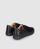Travis S1 - Black/Black