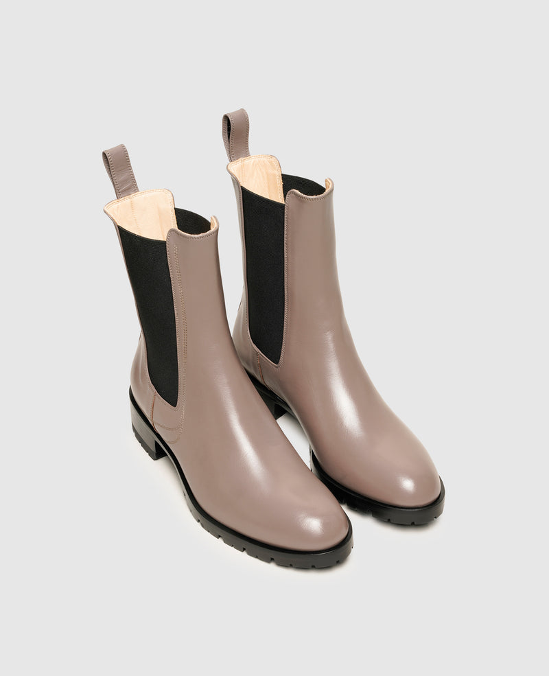 Chelsea boot for women with rubber profile sole Henry Stevens