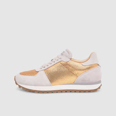 Sustainable sneakers for women