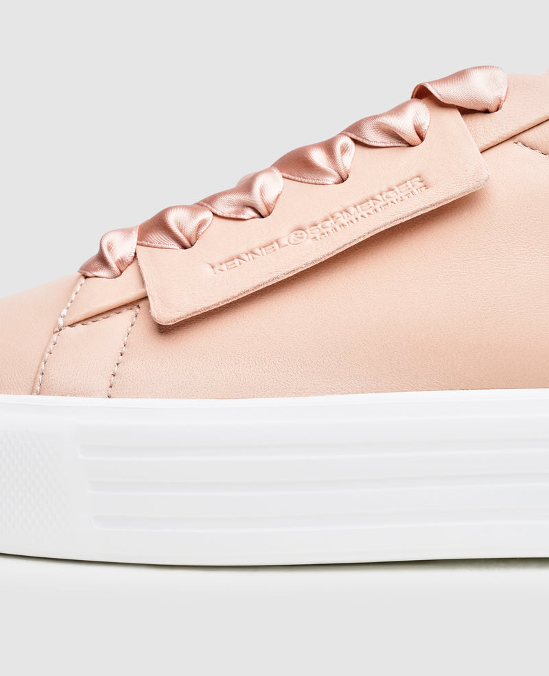 Text: Up - Nude

Up - Nude