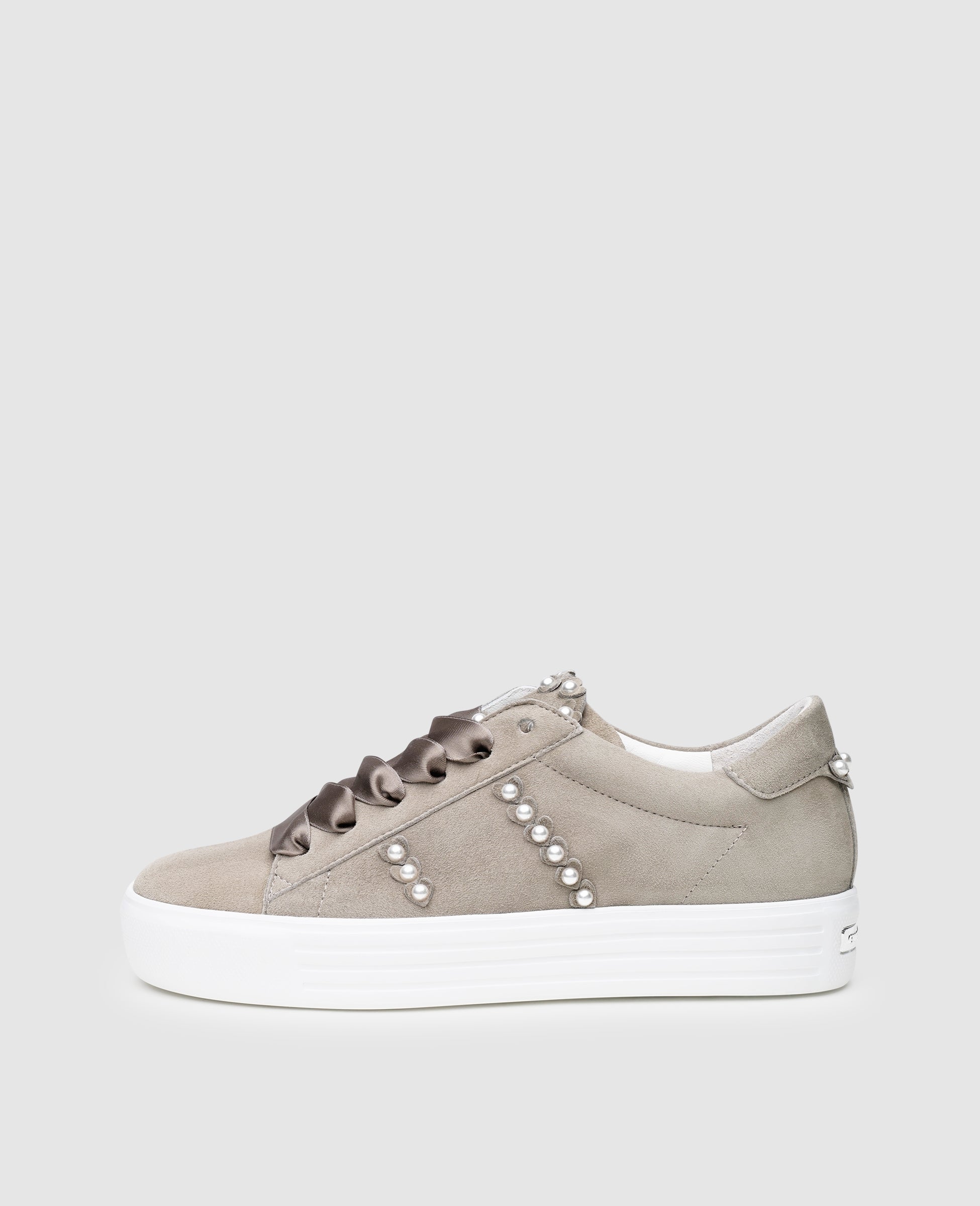 Modern sneaker made of goat leather for women by Kennel & Schmenger ...