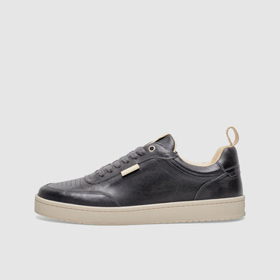 Waterproof men's shoes with rubber sole