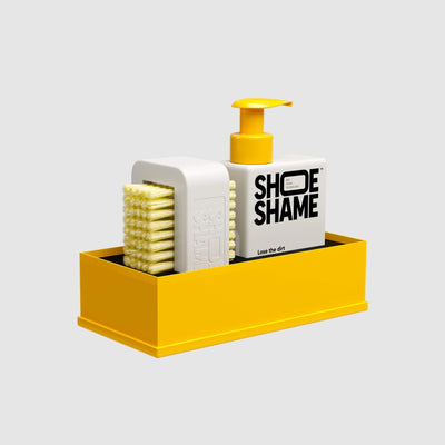 Shoe polishing set