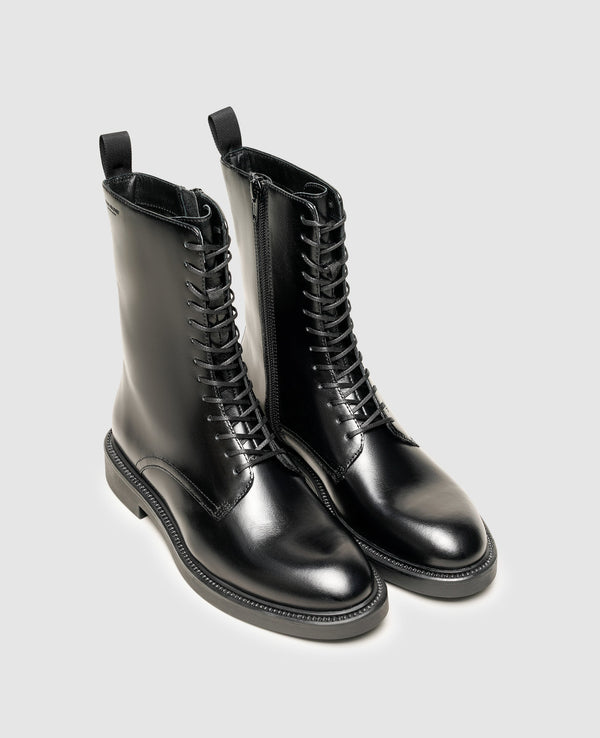 Alex W - Black