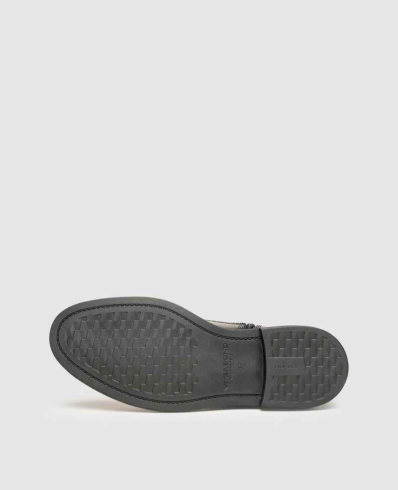 Alex W - Black
