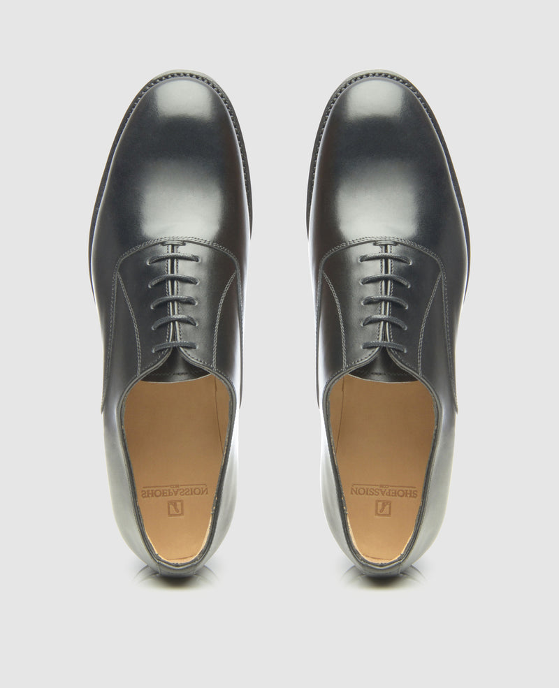 No. 105 - Black