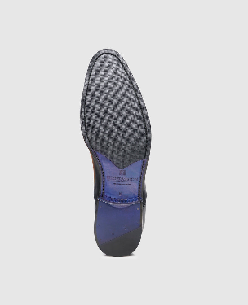 No. 5607 BL - Black