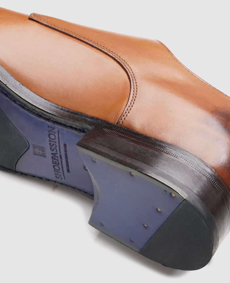 No. 5619 BL - Nut brown