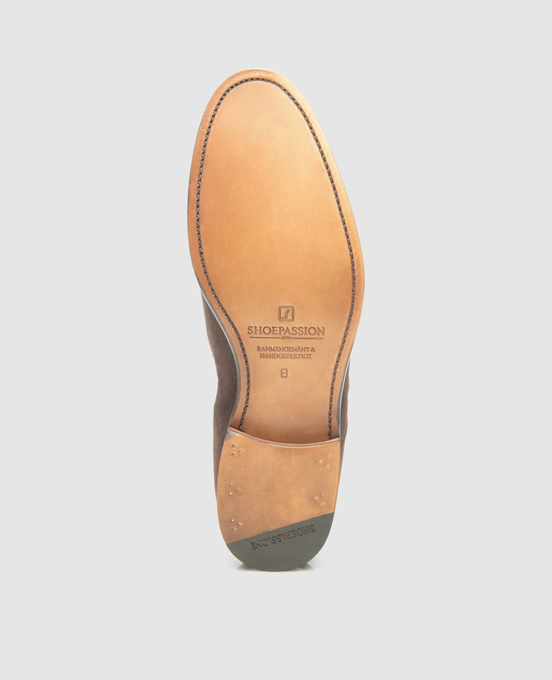 No. 665 - Dark Brown