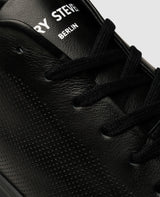 Travis S - Black